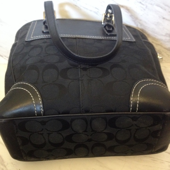 Coach Signature black tote - Picture 4 of 6